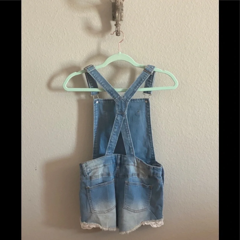 Cherokee Lace Trim Stretch Denim Overall Shorts​​​​​​​​​
